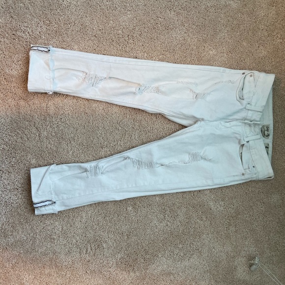 WHITE CAPRIS - Picture 1 of 2